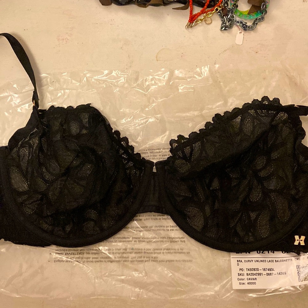 Savage Fenty bra, never worn, unlined lace, black!